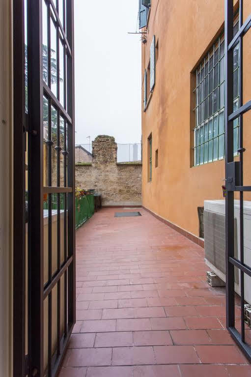 Petroni 38 By Studio Vita Bologne Extérieur photo