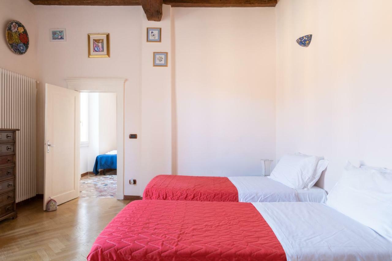 Petroni 38 By Studio Vita Bologne Extérieur photo
